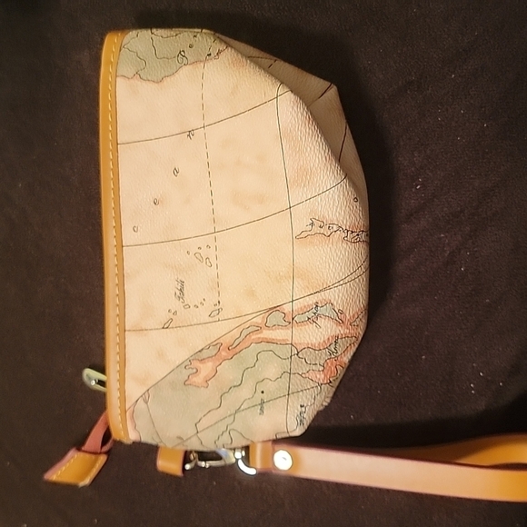 World Map Print Wristlet Case - Picture 2 of 4